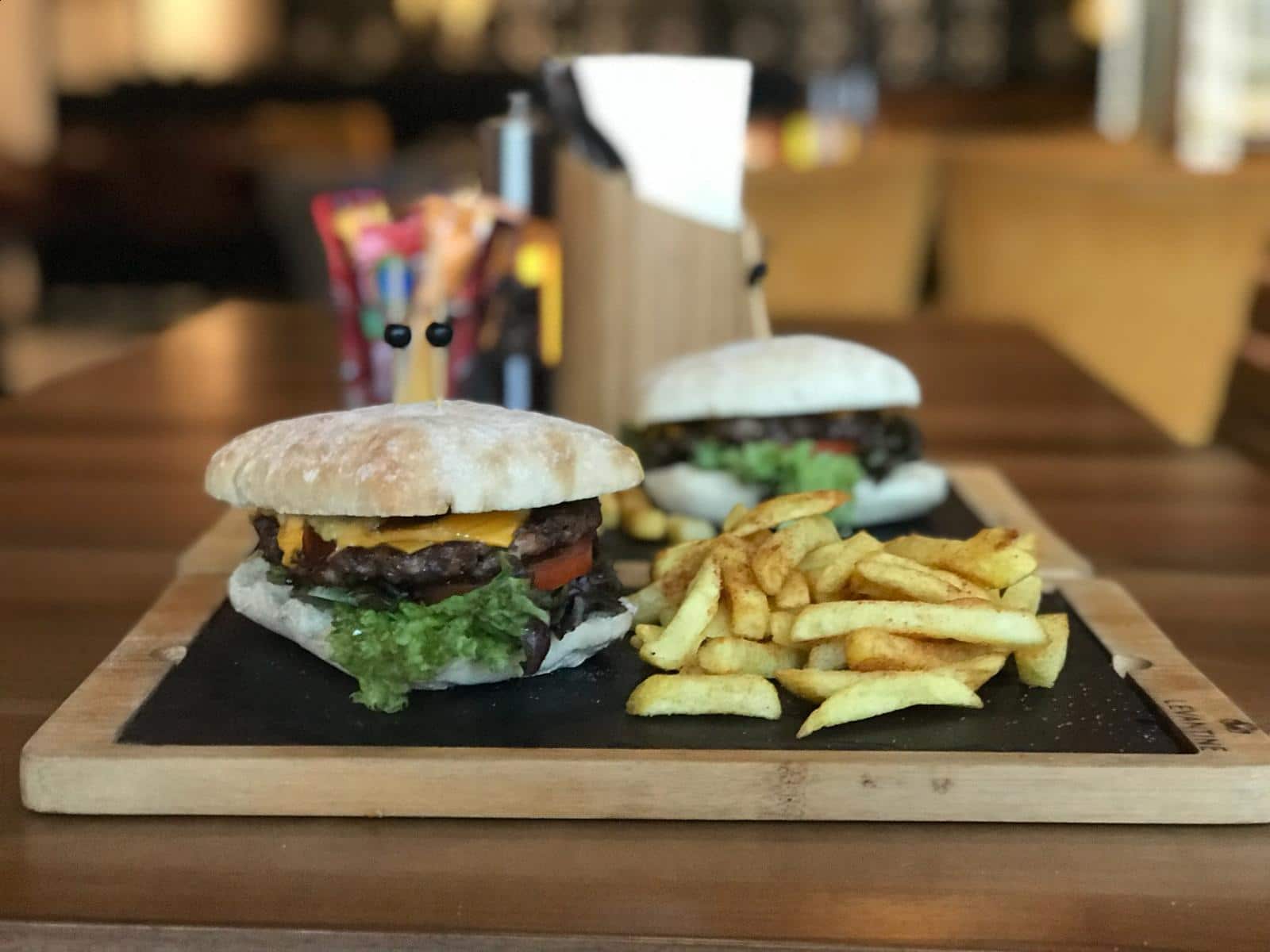 hamburger met friet